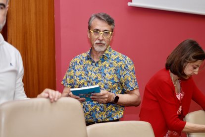 Presentación del libro de Alfredo Corell 'Inmunidad en forma'
