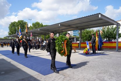El jefe superior de Policía de Castilla y León, Juan Carlos Hernández, preside el acto en conmemoración del ‘Día de las víctimas del terrorismo en la Policía Nacional’. El jefe superior estará acompañado por el subdelegado del Gobierno en Valladolid, Jacinto Canales; el jefe regional de operaciones, Jesús del Amo y el jefe provincial, Francisco J. Oterino