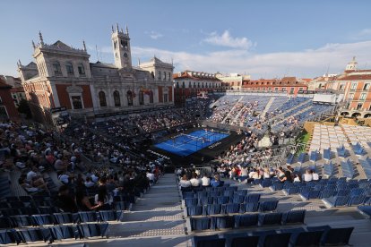 Público en el Valladolid premier Pádel para ver a Arturo Coello.