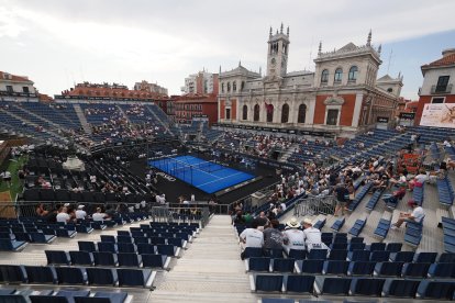 Público en el Valladolid premier Pádel para ver a Arturo Coello.