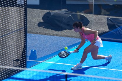 Bea Caldera en cuartos de final del Valladolid Premier Padel P2.
