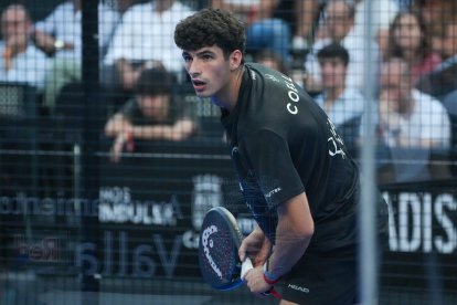 Arturo Coello en cuartos del Premier Pádel de Valladolid.