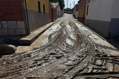 Cuantiosos daños en cultivos y viviendas por la tromba en Rueda.