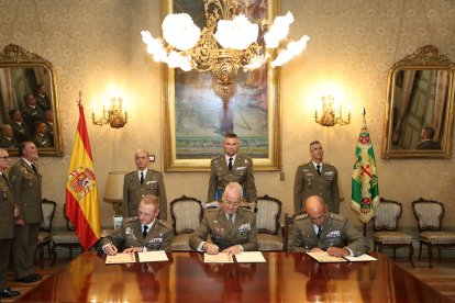 Toma de posesión del General Calero Perea del cargo como Jefe de la Cuarta Subinspeción General del Ejército y comandante militar de Valladolid y Palencia.