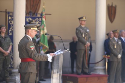 Toma de posesión del General Calero Perea del cargo como Jefe de la Cuarta Subinspeción General del Ejército y comandante militar de Valladolid y Palencia.