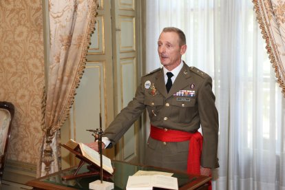 Toma de posesión del General Calero Perea del cargo como Jefe de la Cuarta Subinspeción General del Ejército y comandante militar de Valladolid y Palencia.