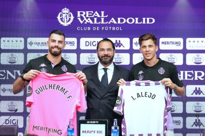 Presentación de Iván Alejo y Guilherme Fernandes con el Real Valladolid.