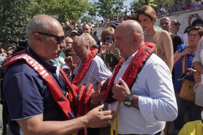 Procesión fluvial de la Virgen del Carmen por el río Pisuerga.