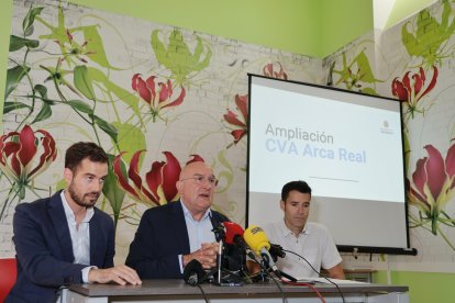 Presentación de la ampliación del Centro de Vida Activa Arca Real de Valladolid.