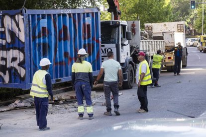 Obras por la red de calor en Parquesol.