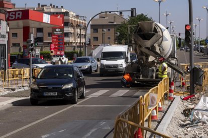 Obras en el paseo de Juan Carlos I. 