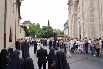 Inauguración de la plaza Teófanes Egido en Valladolid