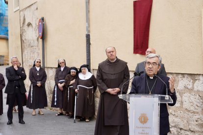 Inauguración de la plaza Teófanes Egido en Valladolid
