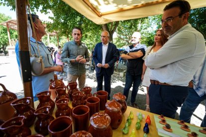 Feria de Artesanía por el 25 aniversario del Museo del Vino de Peñafiel