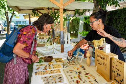 Feria de Artesanía por el 25 aniversario del Museo del Vino de Peñafiel