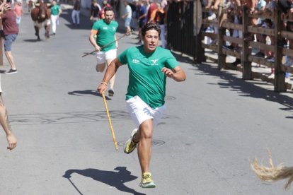 Encierro urbano con los novillos de Martín Lorca.