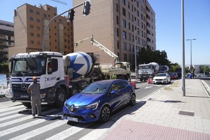 Obras en Parquesol que cortan al tráfico un carril en Ciudad de la Habana.