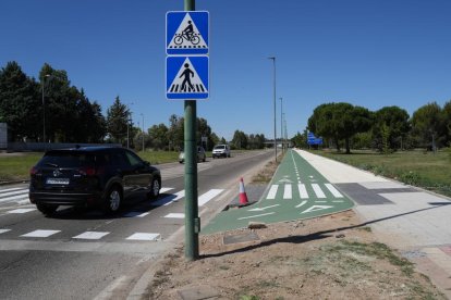El carril bici entre Valladolid y Simancas ya está en uso.