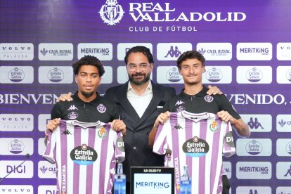 Víctor Orta, en la presentación de Ponceau y Guille Bueno como jugadores del Real Valladolid.