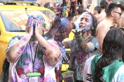 Desfile de peñas en Íscar