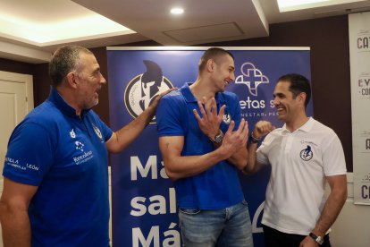Presentación de Rares Fodorean como nuevo jugador del Recoletas Atlético Valladolid.