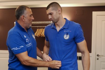 Presentación de Rares Fodorean como nuevo jugador del Recoletas Atlético Valladolid.