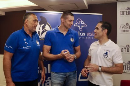 Presentación de Rares Fodorean como nuevo jugador del Recoletas Atlético Valladolid.