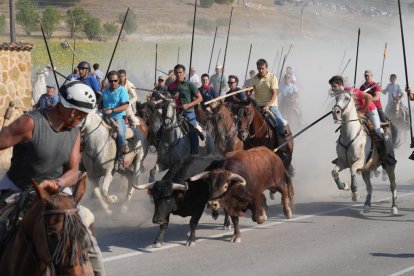 Encierro por el campo en Íscar