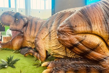 El T-Rex de Miguel Lobato que llegará a Vallsur