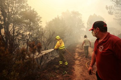 El incendio forestal de La Alberca (Salamanca) alcanza el nivel dos por