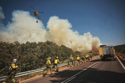 Incendio forestal cercano a la población de El Payo (Salamanca) de nivel 2.