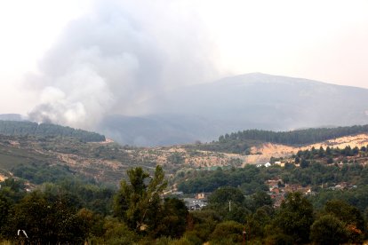 Incendio en Anllares del Sil (León)