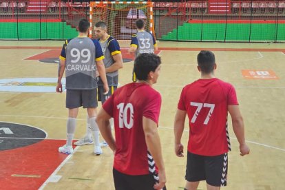 Amistoso del Recoletas ante Burgos en Torrelavega.