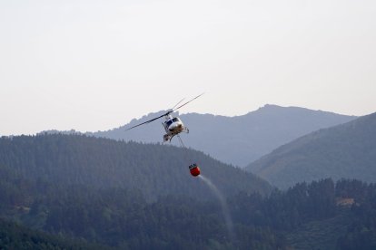 Incendio en Boca de Huérgano (León).