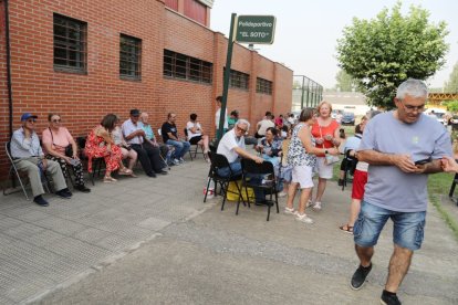 Evacuadas tres localidades del norte de Palencia por incendio.
