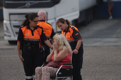 Realojados de los incendios de Sanabria en el centro de transportes de Benavente