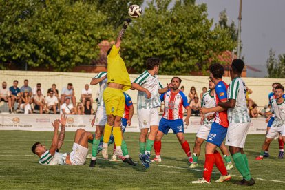 El Tordesillas gana al Betis en el Trofeo Diputación.