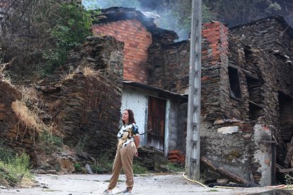 Efectos del incendio que ha afectado al municipio de Oencia (León).