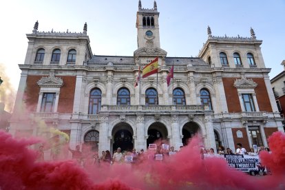 Manifestación bajo el lema 'Nuestra tierra arde. Contra el fuego de la inacción: ¡Prevención y medios ya!'