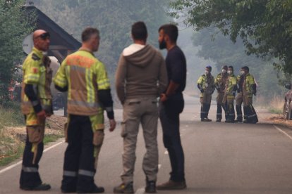 Incendio en Colinas del Campo de Martín Moro Toledano perteneciente al municipio de Igüeña (León).