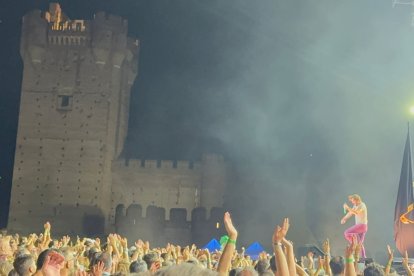Concierto de Manuel Carrasco en el Castillo de La Mota de Medina del Campo