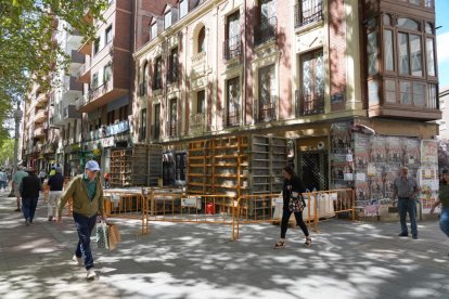 Imagen del histórico edificio de la calle Magallanes y el paseo de Zorrilla, en una imagen de archivo.