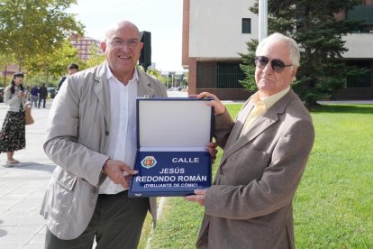 Inauguración de la calle Jesús Redondo en la Ciudad de la Comunicación.