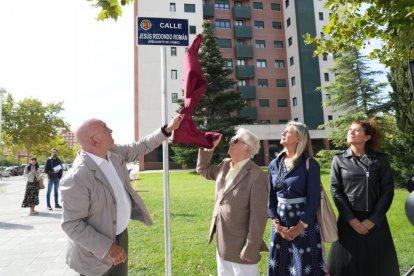 Inauguración de la calle Jesús Redondo en la Ciudad de la Comunicación.