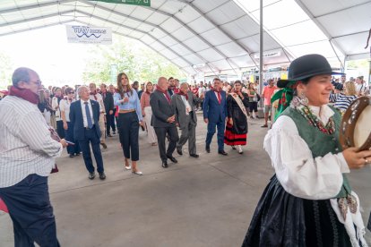 Inauguración de la Feria del Folklore y la Gastronomía de Valladolid.