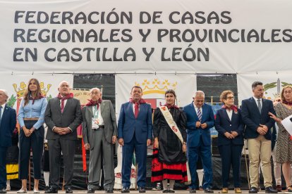 Inauguración de la Feria del Folklore y la Gastronomía de Valladolid.