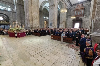 Misa y procesión en honor a la Virgen de San Lorenzo.