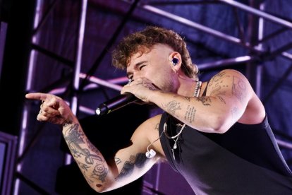 Concierto de Dani Fernández en la plaza Mayor de Valladolid.