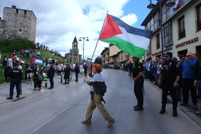 Protestas a favor de Palestina en Ponferrada en La Vuelta a España.