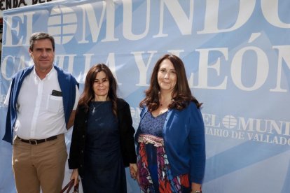 Segundo día de la caseta de El Mundo en el barco 'La Leyenda del Pisuerga'